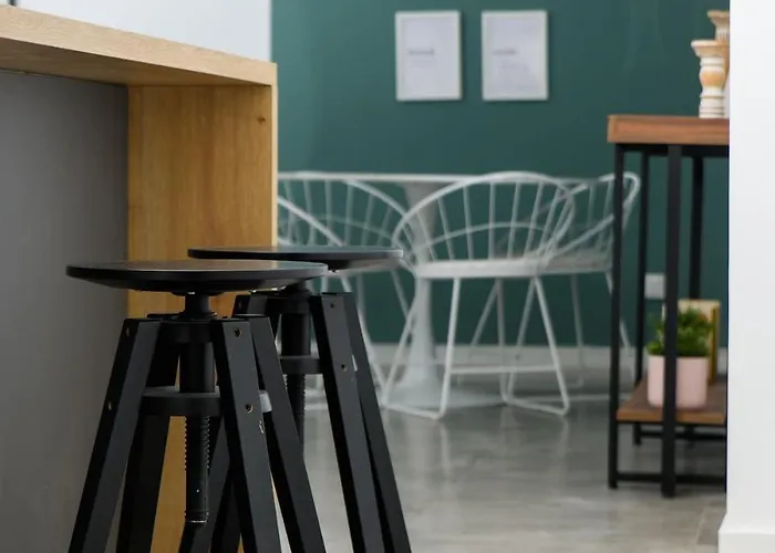 公寓 Bright 2br By Pedieos Park, Near Old Town 尼科西亚